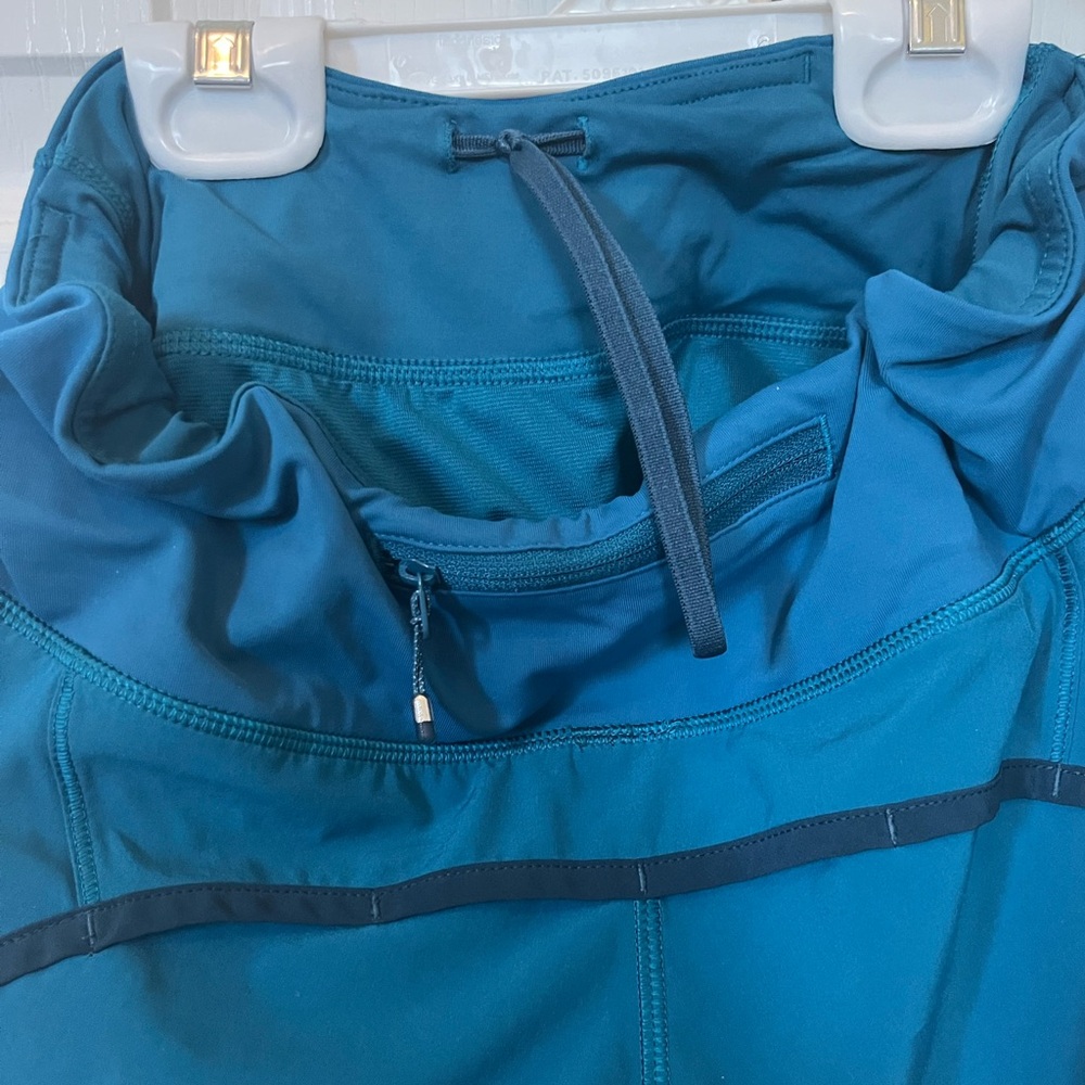 Lululemon, Size 4, Blue - Picture 4 of 4